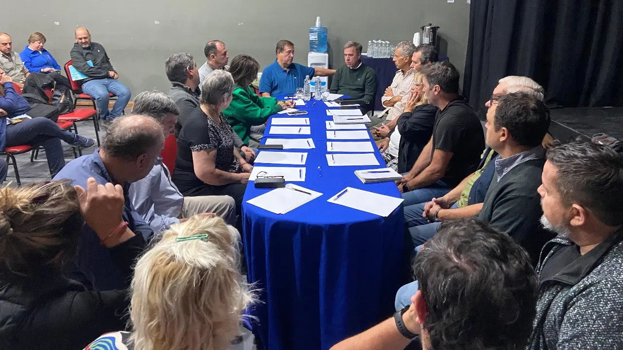 Provincia y El Bolsón trabajan en la reconstitución de familias afectadas