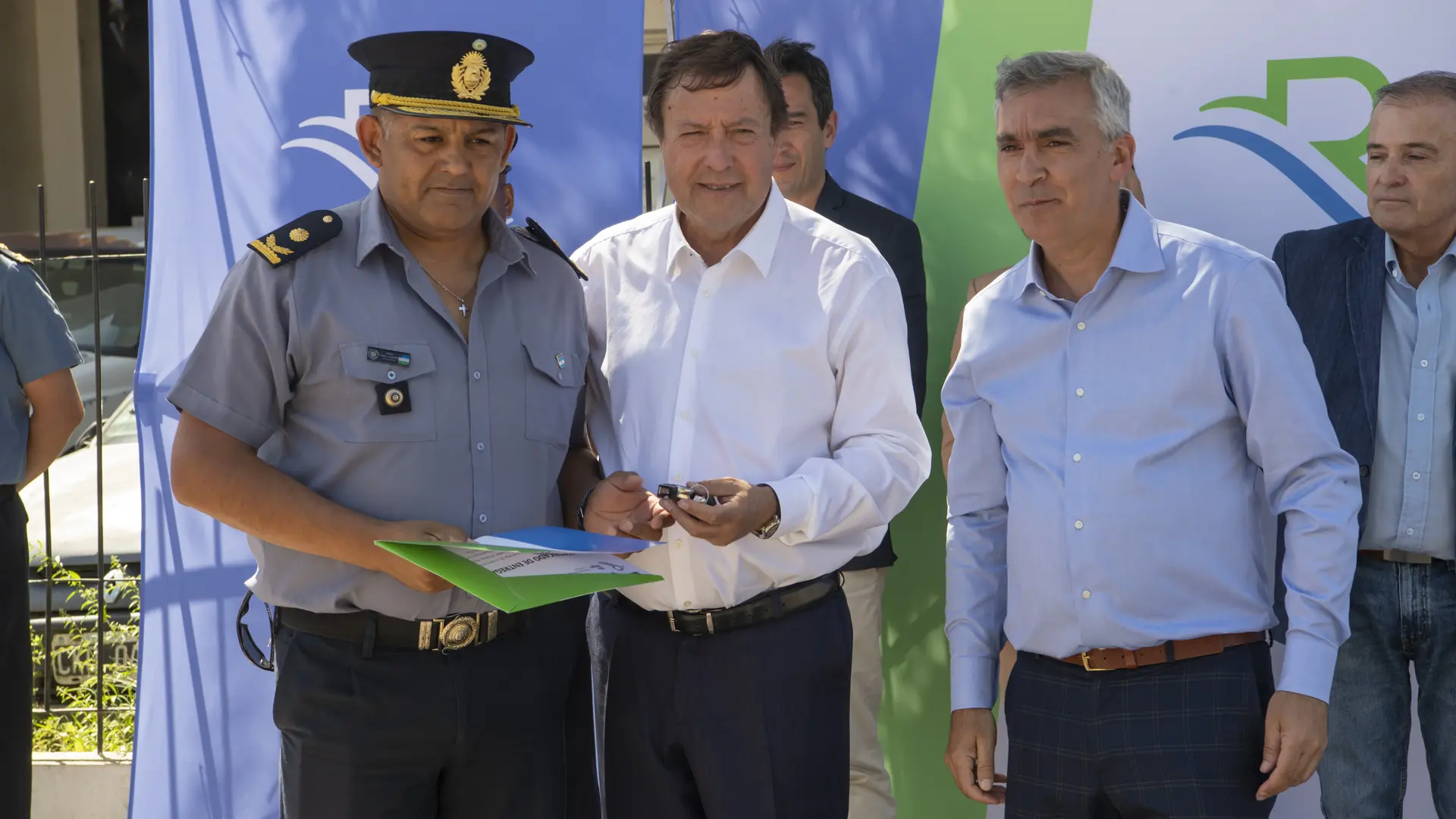 Provincia entregó 26 nuevos vehículos para reforzar su flota policial