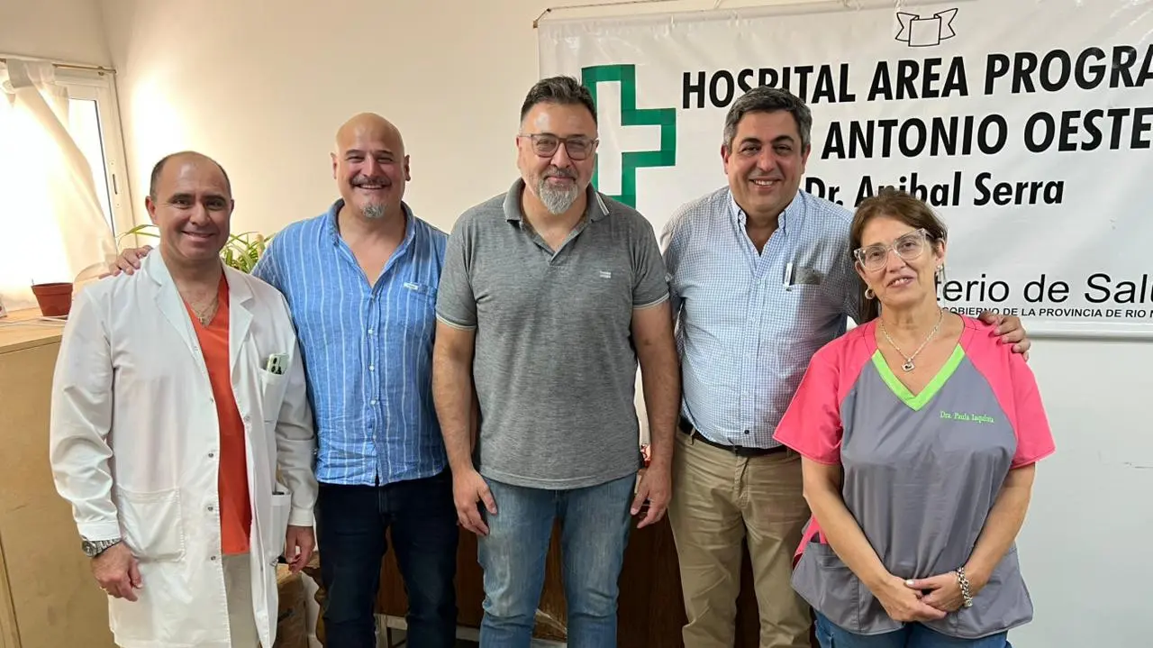 Thalasselis visitó el hospital de San Antonio y coordinó acciones del 2025